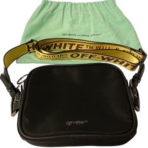 Off-White Messenger / Crossbody / Shoulder Bag